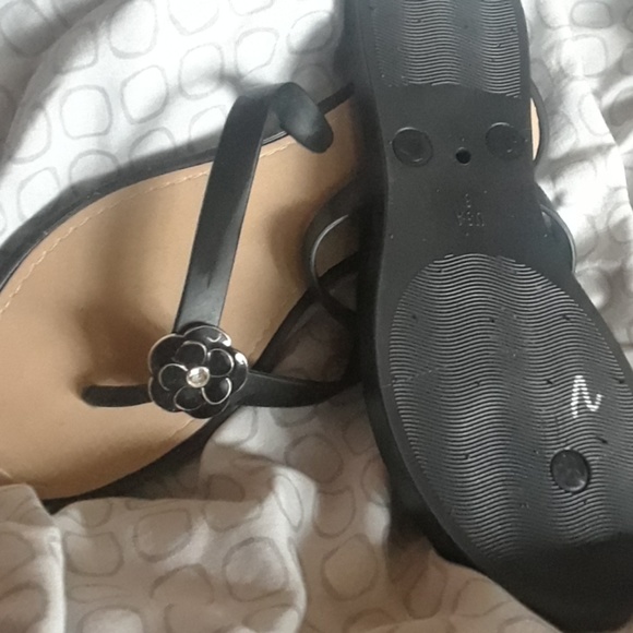 White Line sandals - Picture 4 of 6